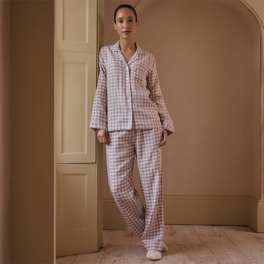 Linen pyjamas tops bottoms linen PJ sets UK Piglet in Bed UK