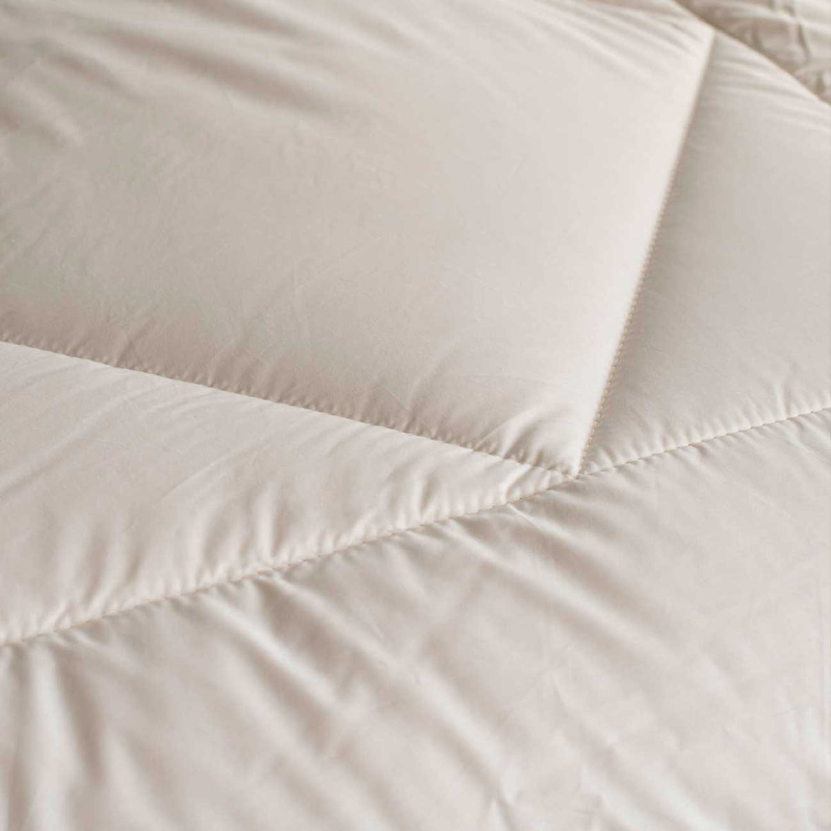 Merino Wool Mattress Topper | Piglet in Bed UK